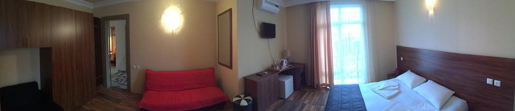 Guest House Smile Kobuleti Room photo